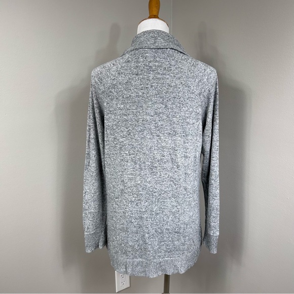 Saturday Sunday by anthropologie long sleeve soft knit burron up turtle neck - Picture 5 of 11